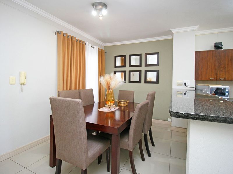 Apartment For Sale In Sandton - Photo 5
