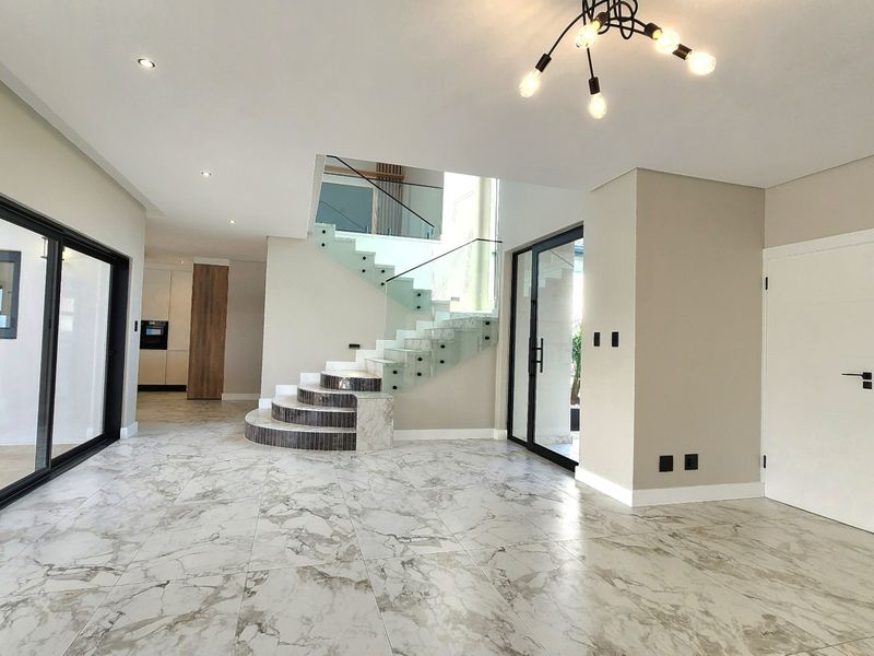 House For Sale In Centurion - Photo 3