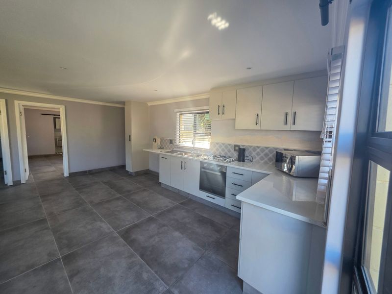 House Rental Monthly In Margate - Photo 3