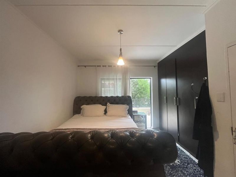 Apartment For Sale In Sandton - Photo 9
