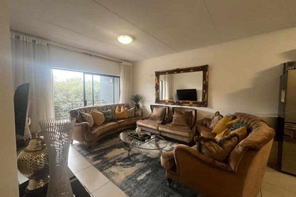 Apartment For Sale In Sandton - Photo 2