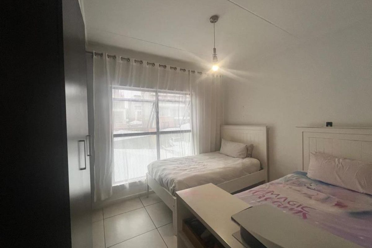 Apartment For Sale In Sandton - Photo 5
