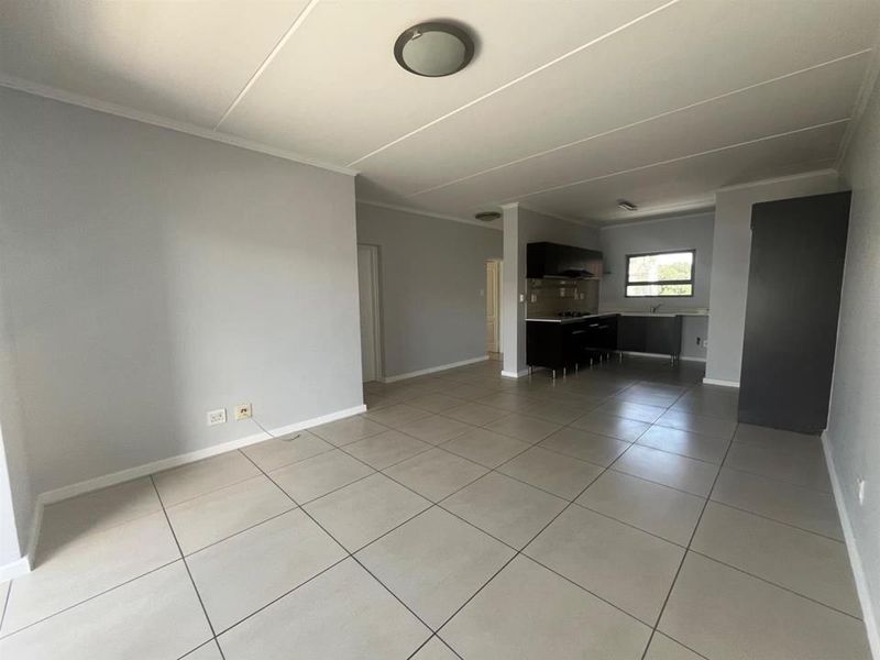 Apartment For Sale In Sandton - Photo 8