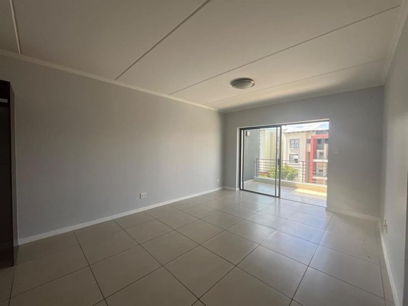 Apartment For Sale In Sandton - Photo 6