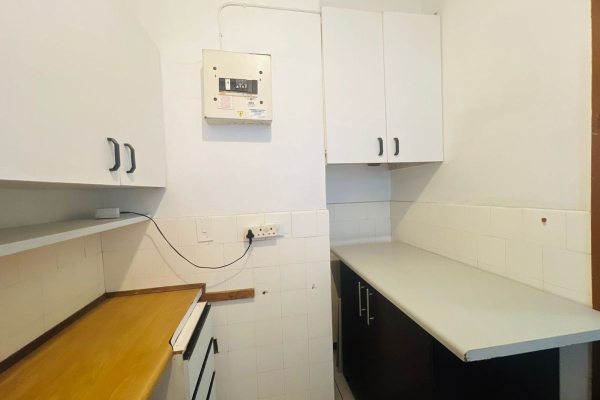 Apartment Rental Monthly In Durban - Photo 3