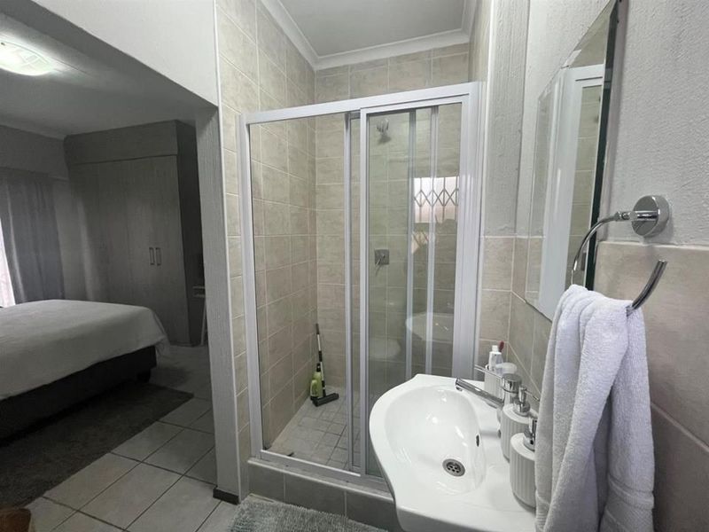 Townhouse For Sale In Roodepoort - Photo 9