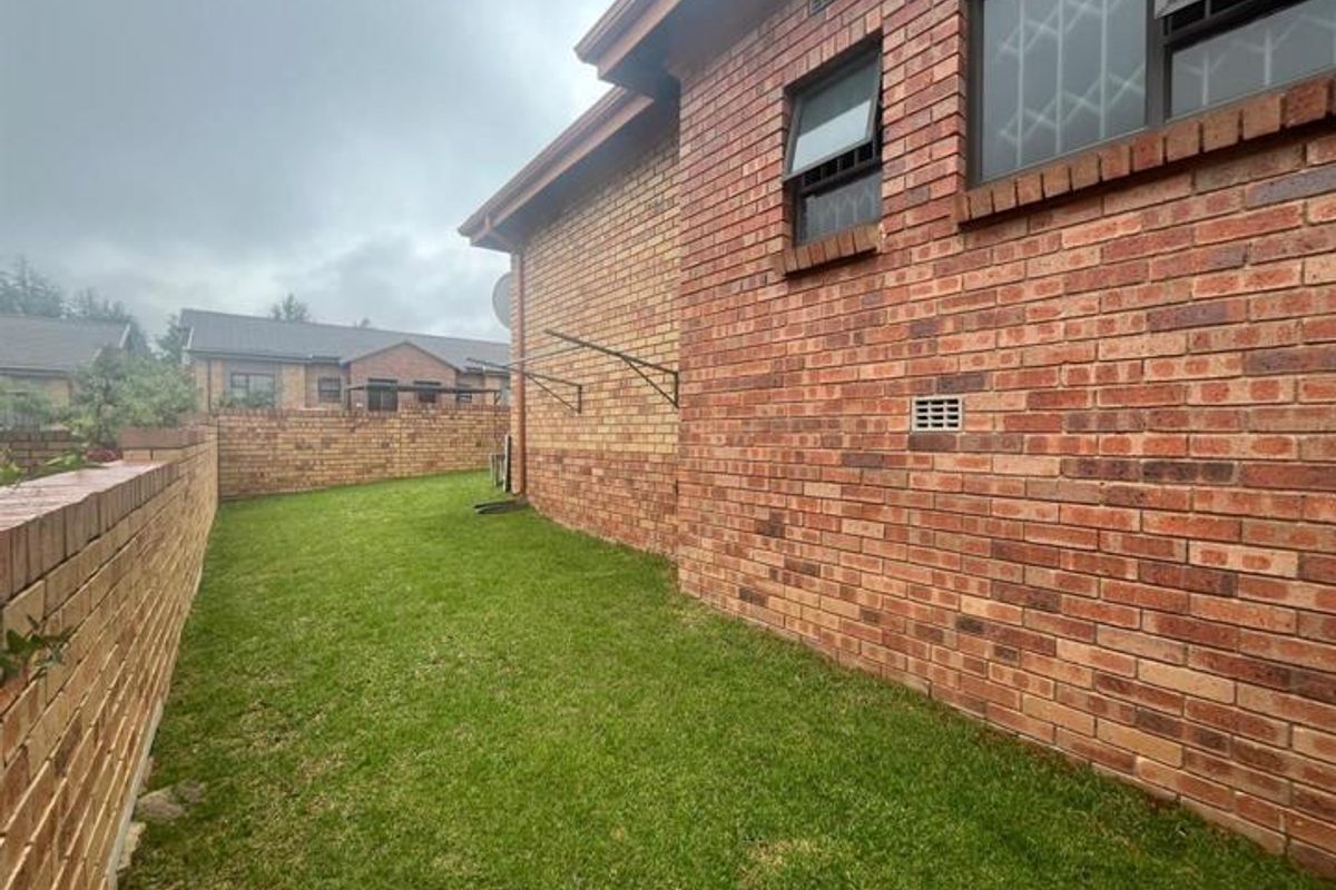 Townhouse For Sale In Roodepoort - Photo 3