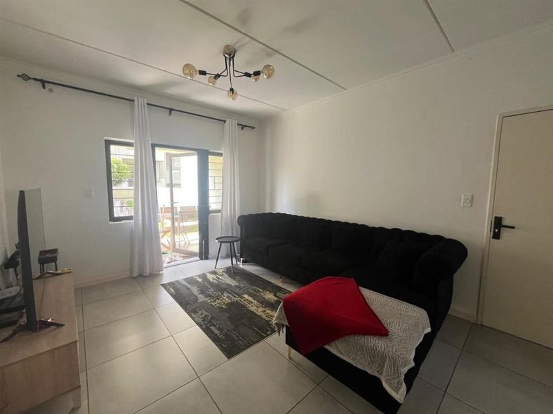 Apartment For Sale In Sandton - Photo 9