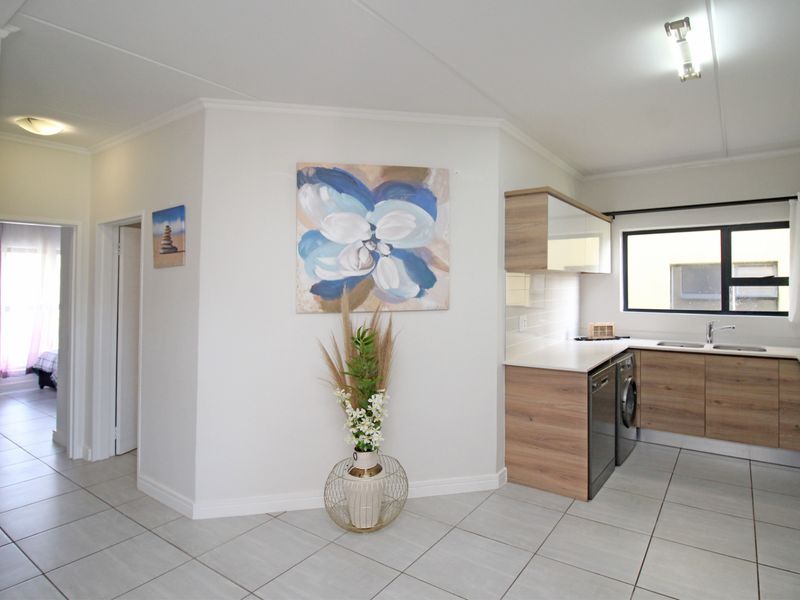Apartment Rental Monthly In Midrand - Photo 4
