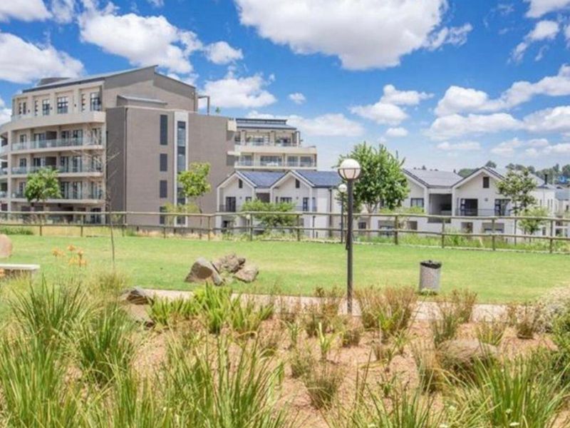 Apartment Rental Monthly In Midrand - Photo 2