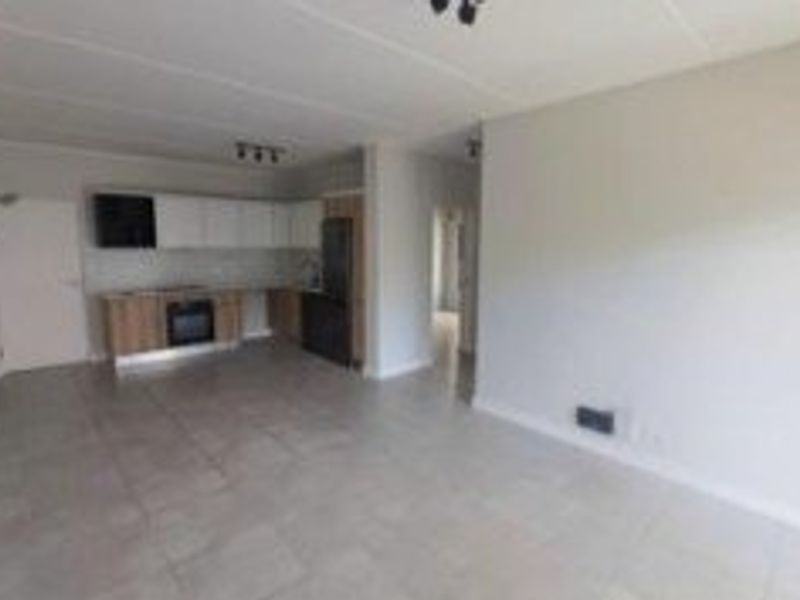 Apartment Rental Monthly In Midrand - Photo 5