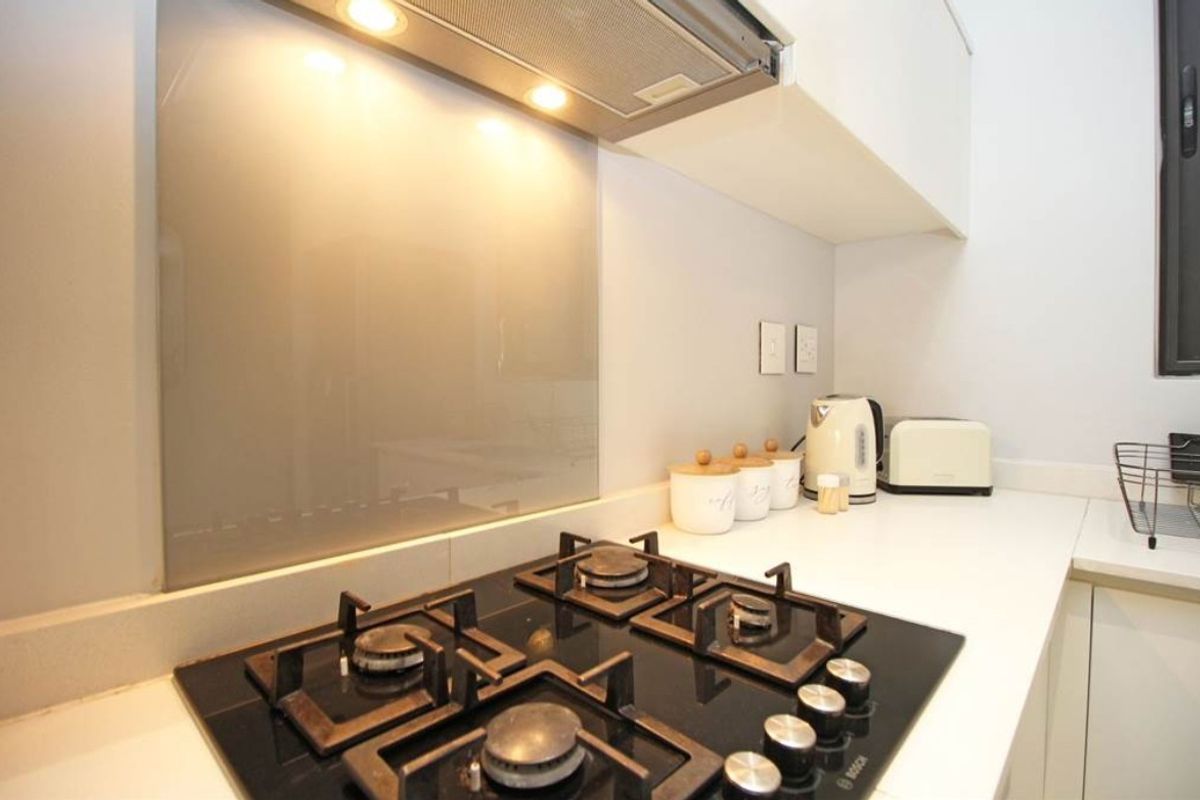 Apartment Rental Monthly In Sandton - Photo 5