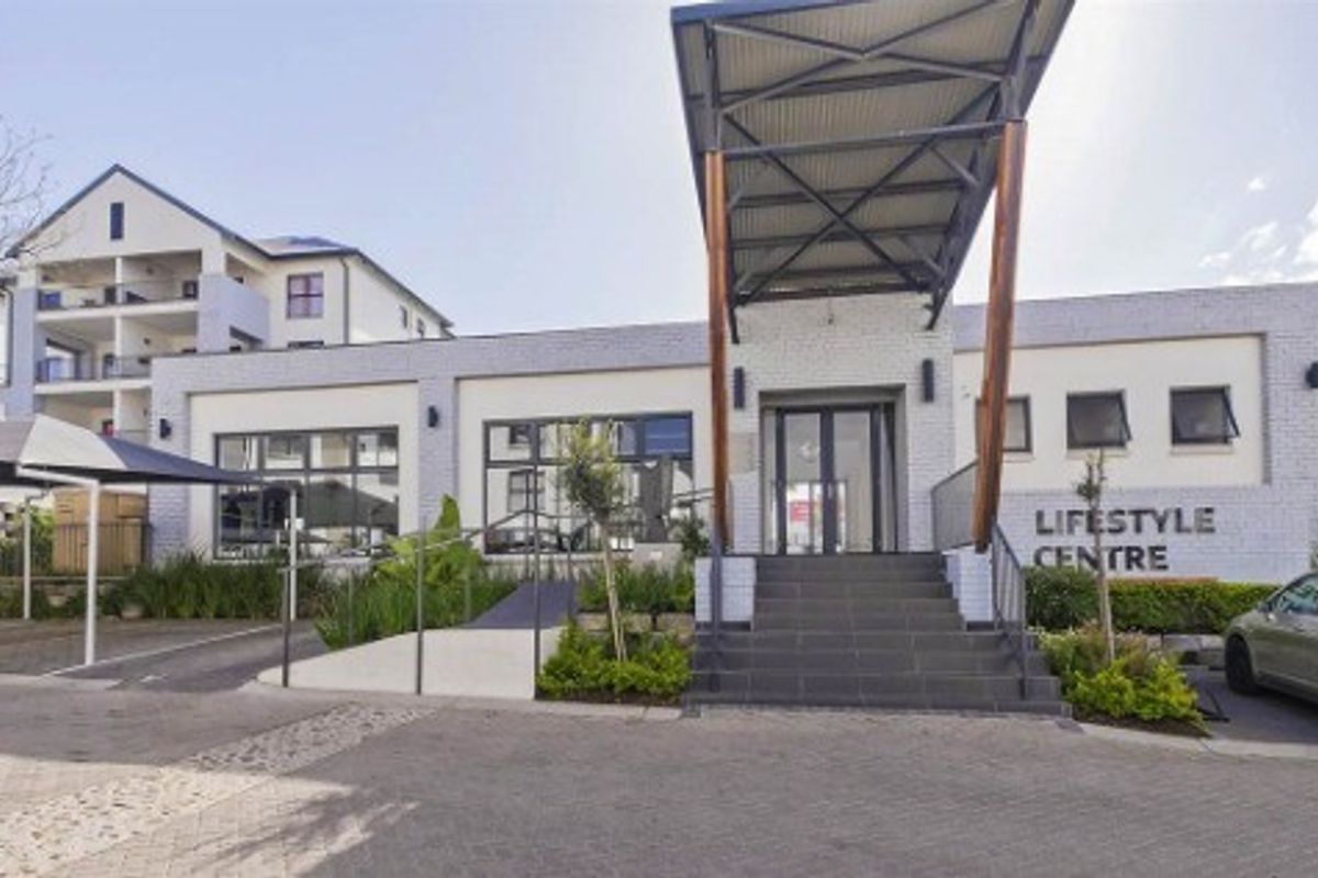 Apartment For Sale In Sandton - Photo 2