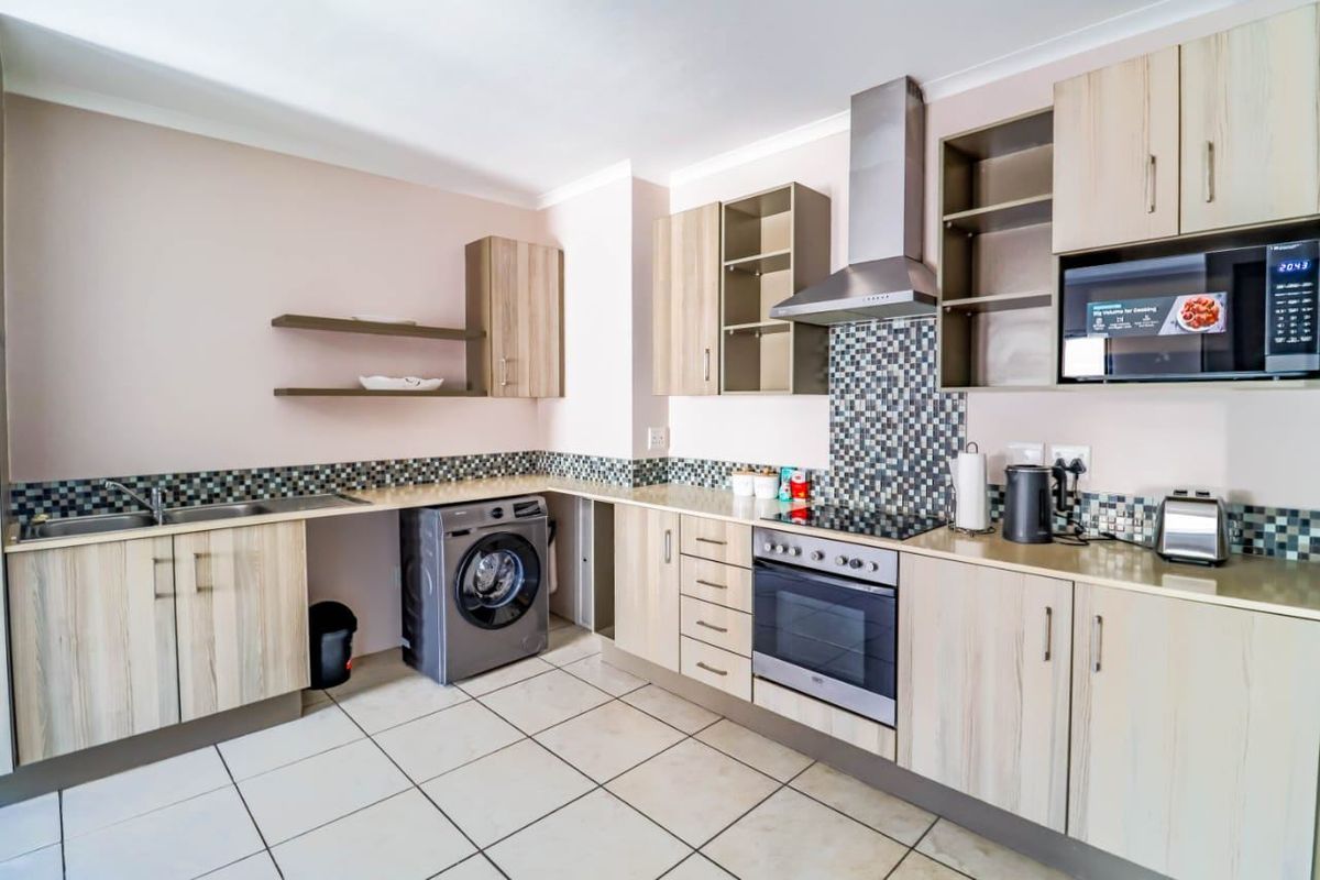 Apartment For Sale In Sandton - Photo 4