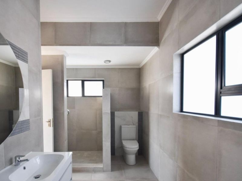 House For Sale In Centurion - Photo 10