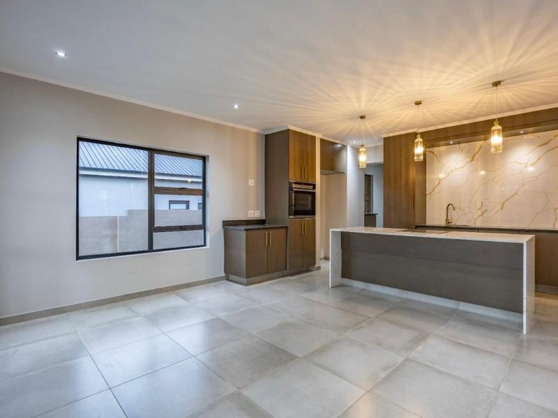 House For Sale In Centurion - Photo 3