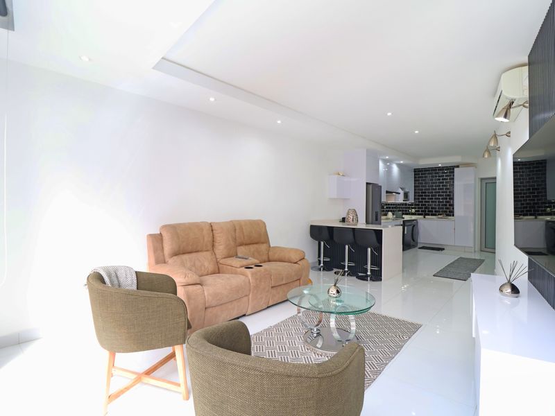 Apartment Rental Monthly In Sandton - Photo 2