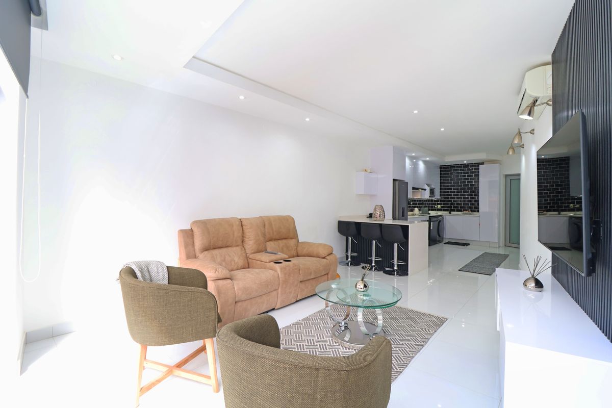 Apartment Rental Monthly In Sandton - Photo 2