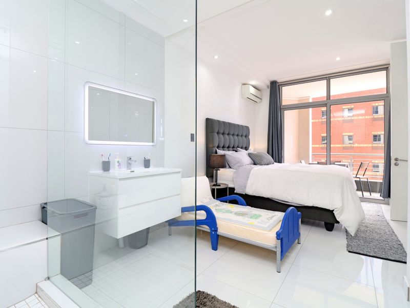 Apartment Rental Monthly In Sandton - Photo 9