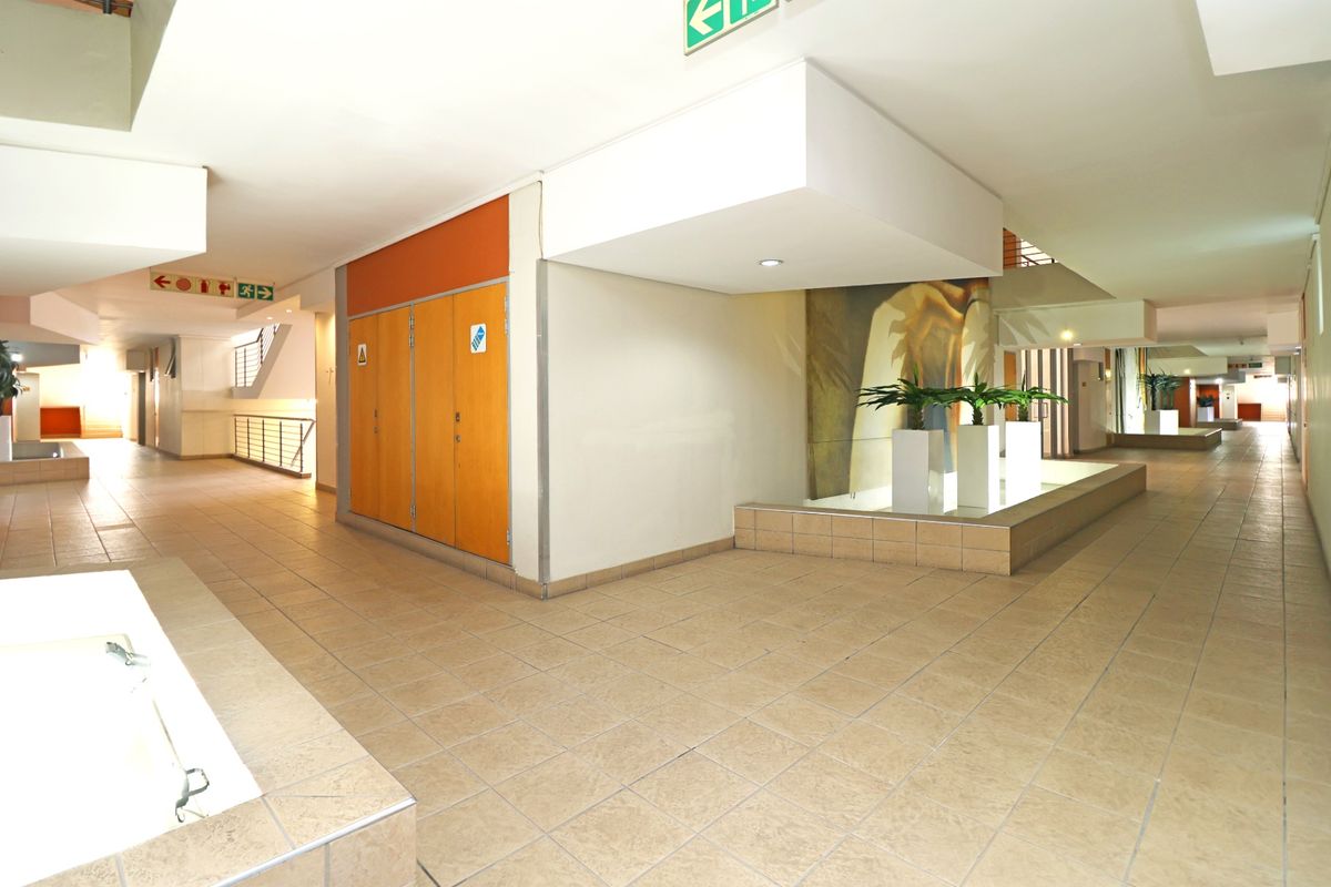 Apartment Rental Monthly In Sandton - Photo 5