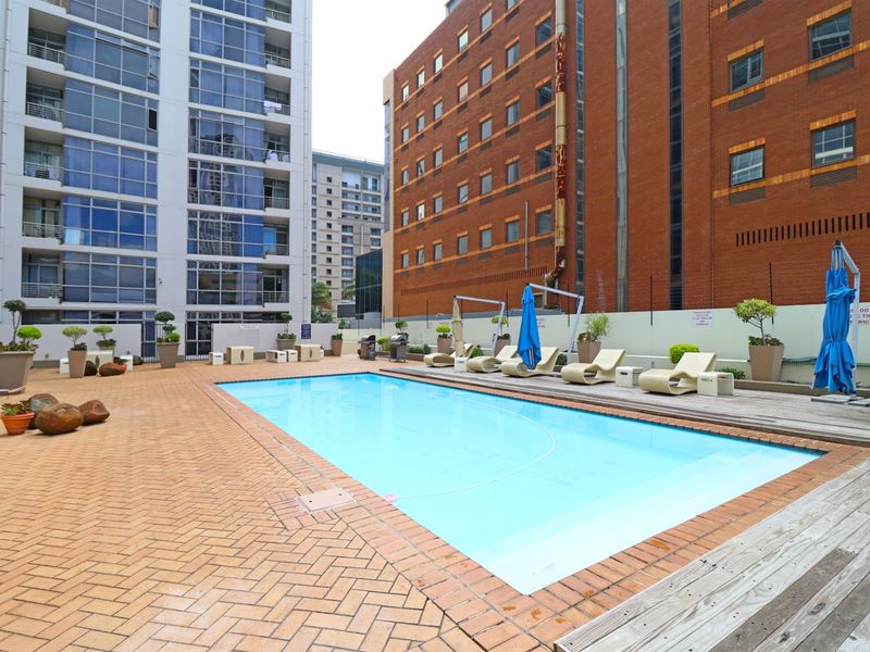 Apartment Rental Monthly In Sandton - Photo 4