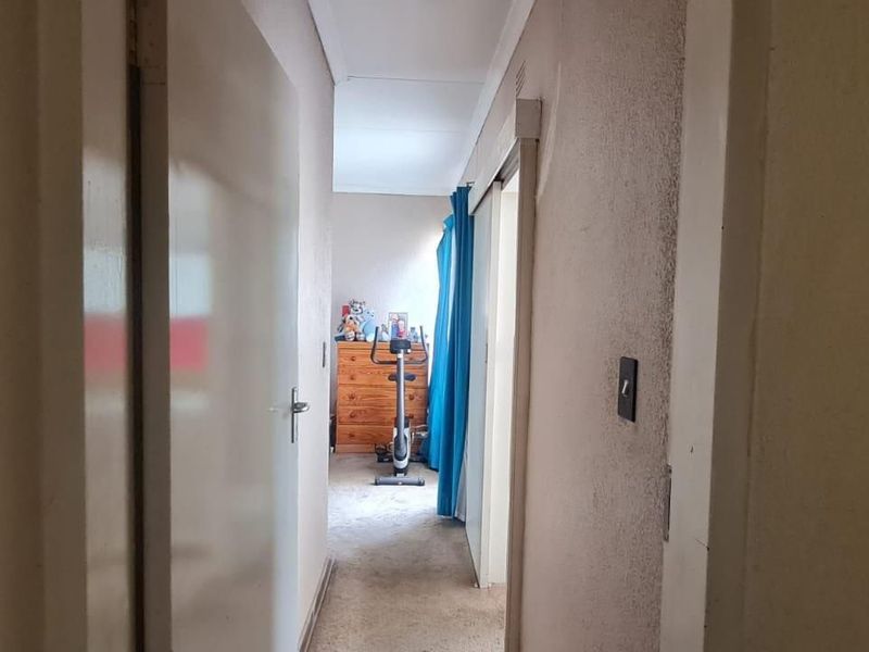Apartment For Sale In Germiston - Photo 9