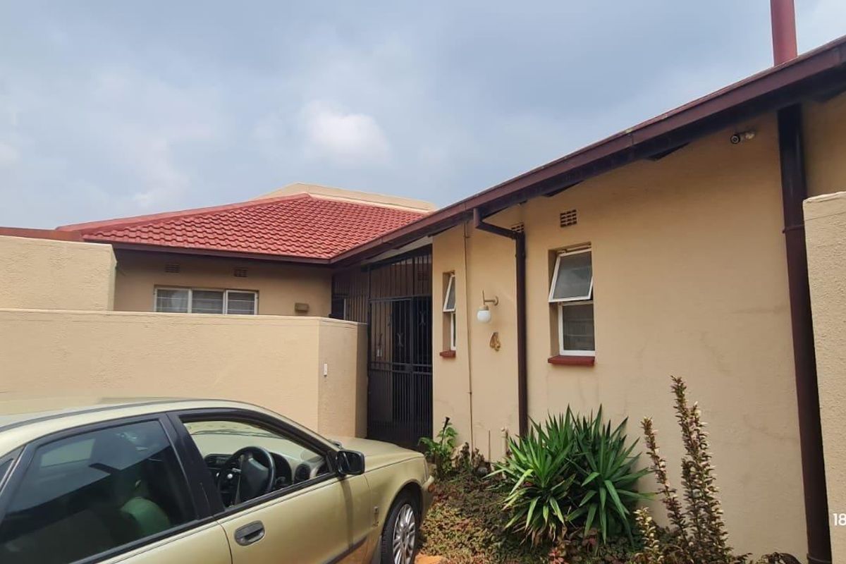 Apartment For Sale In Germiston - Photo 2