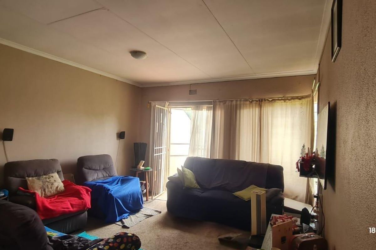Apartment For Sale In Germiston - Photo 5