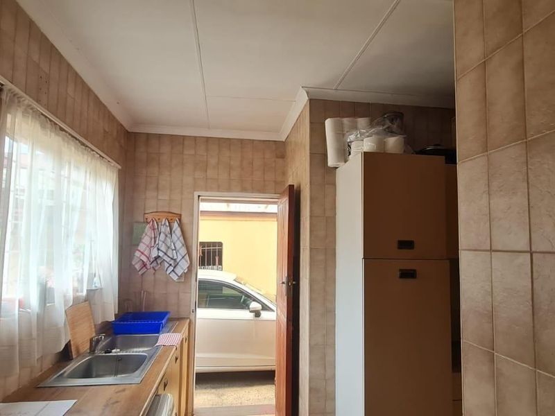 Apartment For Sale In Germiston - Photo 7