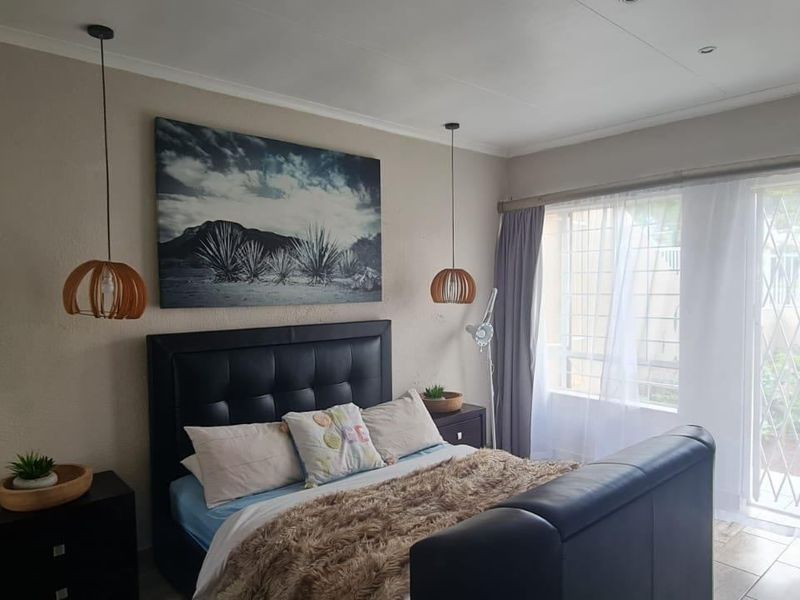 Townhouse For Sale In Germiston - Photo 4