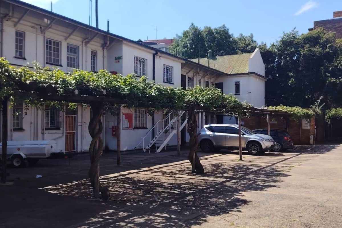 Apartment For Sale In Pretoria - Photo 2
