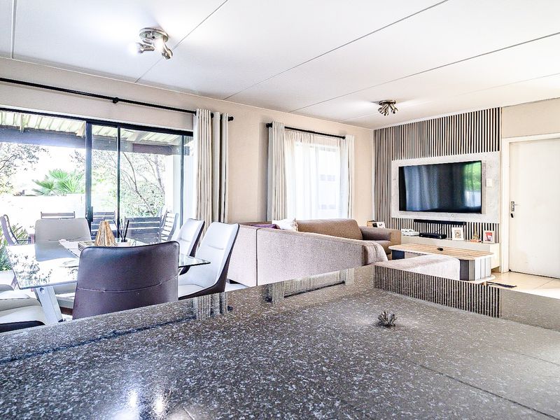 House For Sale In Sandton - Photo 4