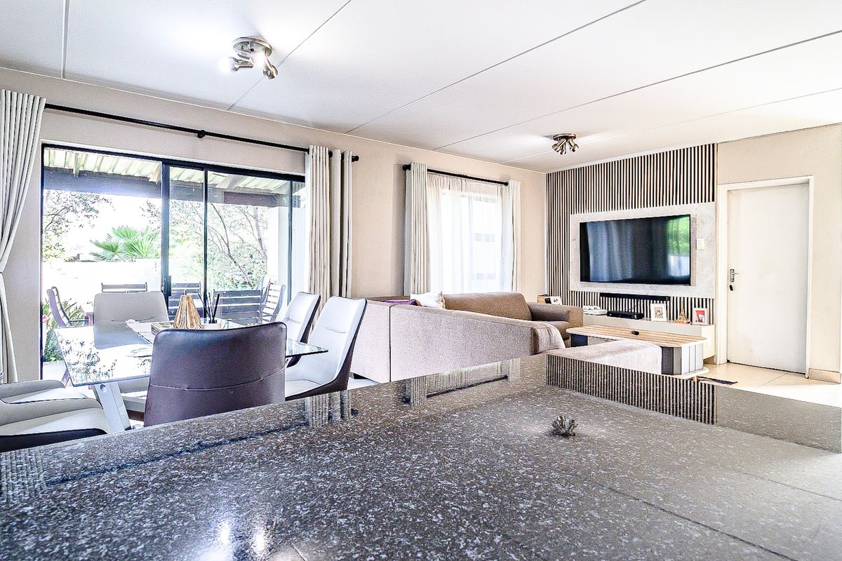 House For Sale In Sandton - Photo 4