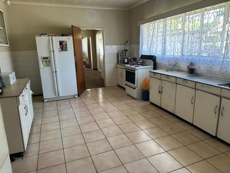 House For Sale In Vanderbijlpark - Photo 8