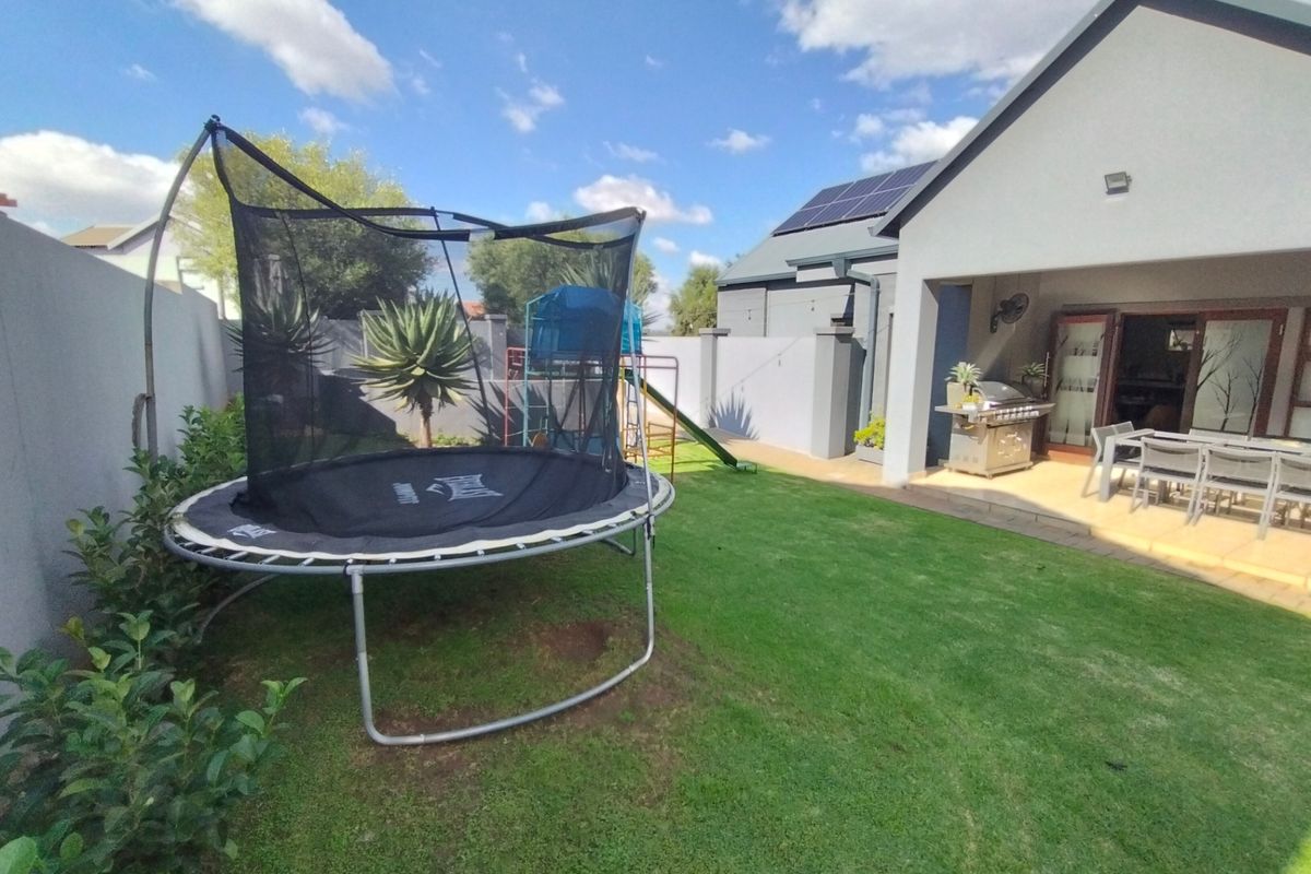 House For Sale In Centurion - Photo 4