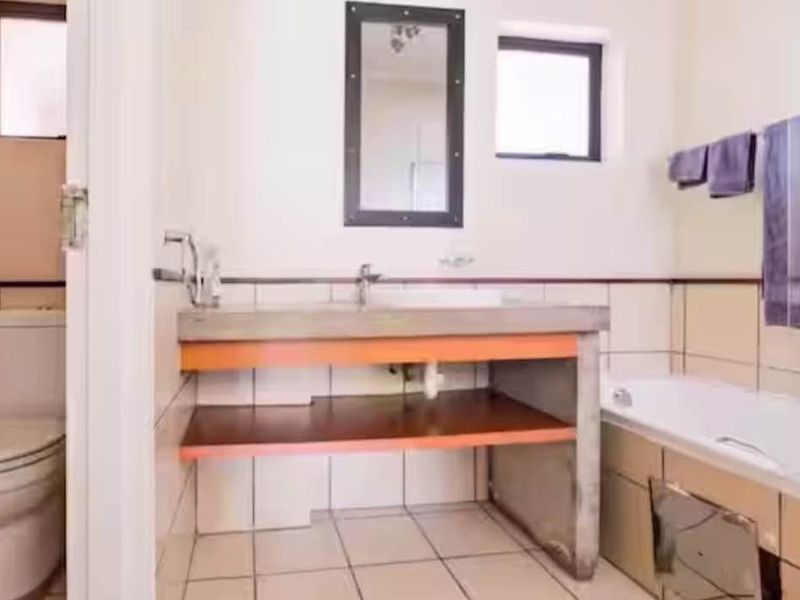 Apartment For Sale In Sandton - Photo 8