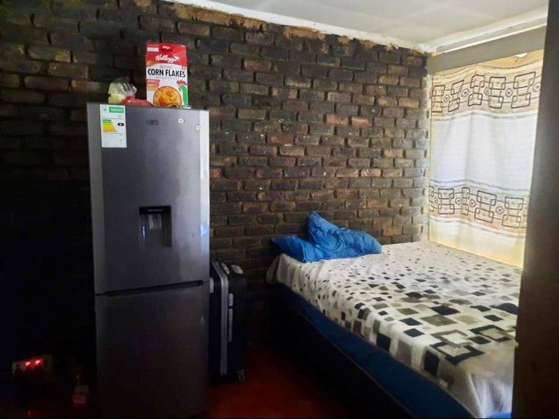 Apartment For Sale In Pretoria - Photo 7