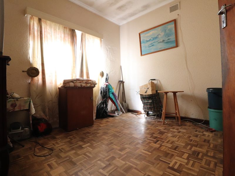 House For Sale In Kuils River - Photo 10