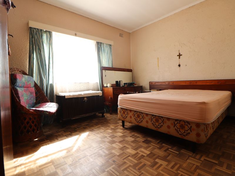 House For Sale In Kuils River - Photo 9