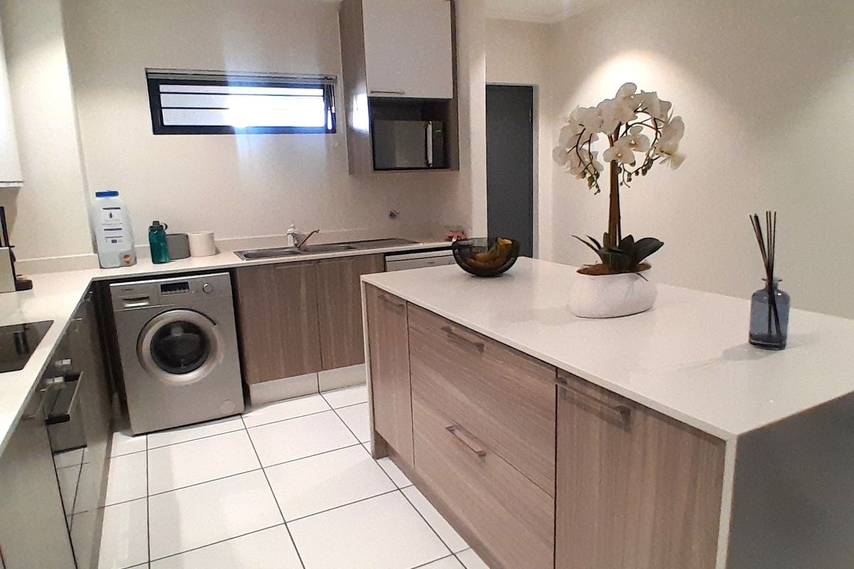 Apartment For Sale In Sandton - Photo 5