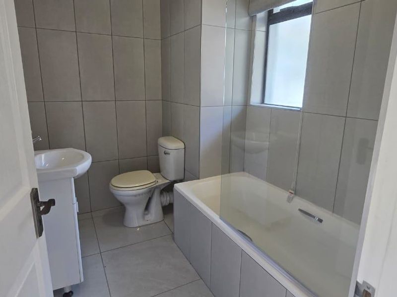Apartment Rental Monthly In Margate - Photo 7