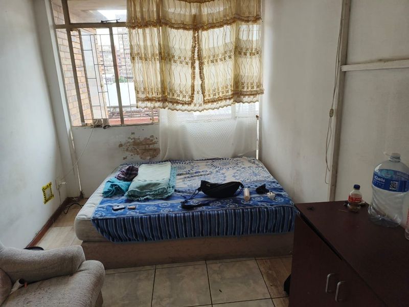 Apartment For Sale In Pretoria - Photo 4