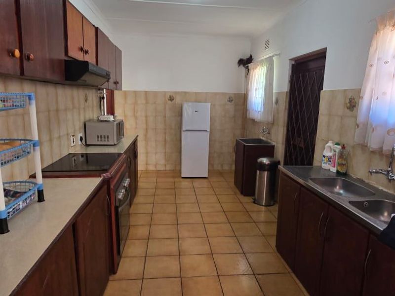 House Rental Monthly In Port Shepstone - Photo 8