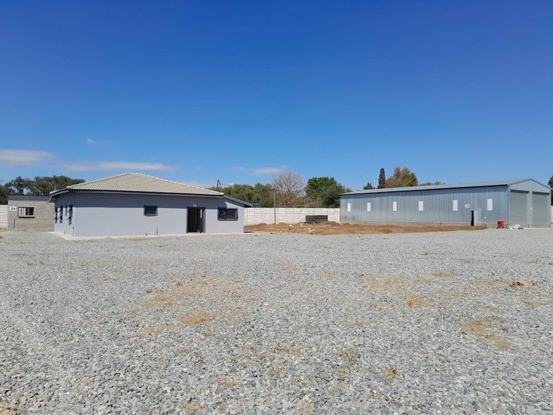 Commercial Rental Monthly In Kempton Park - Photo 2