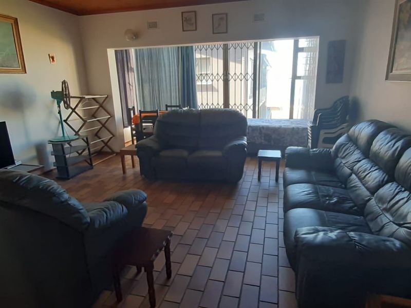 Apartment For Sale In Margate - Photo 8