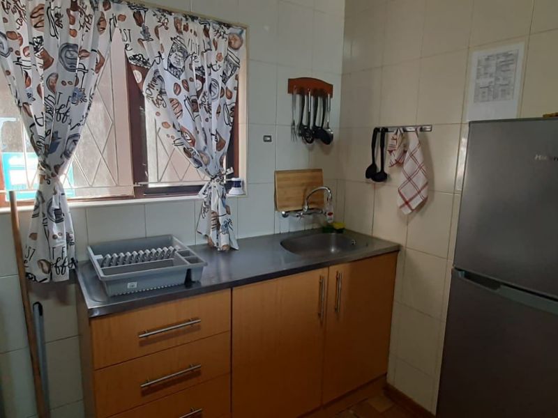 Apartment For Sale In Margate - Photo 6