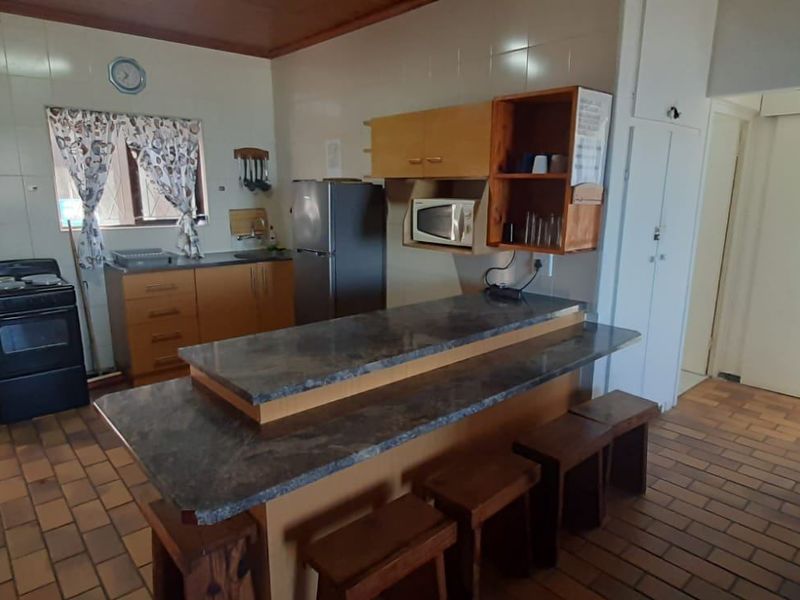 Apartment For Sale In Margate - Photo 5