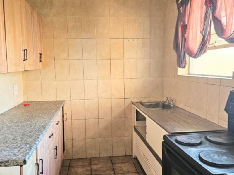 Apartment For Sale In Germiston - Photo 9