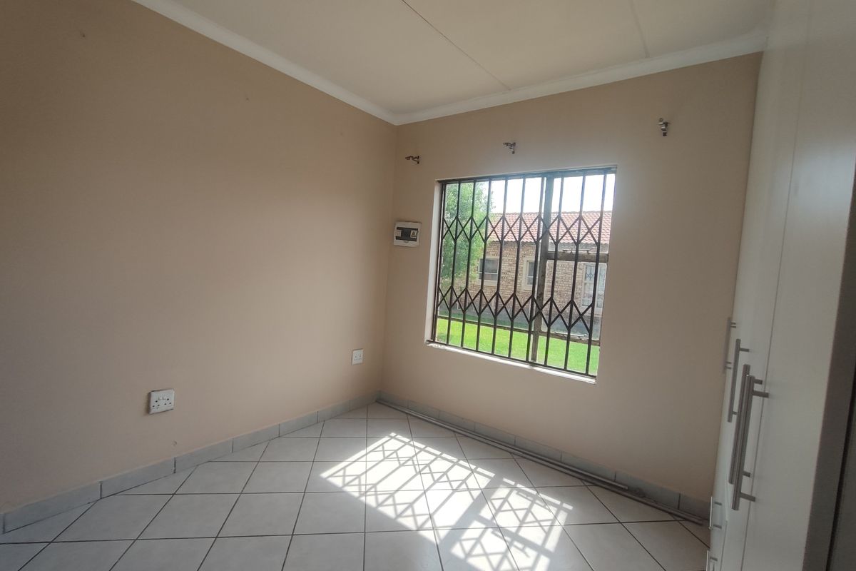 House For Sale In Boksburg - Photo 4