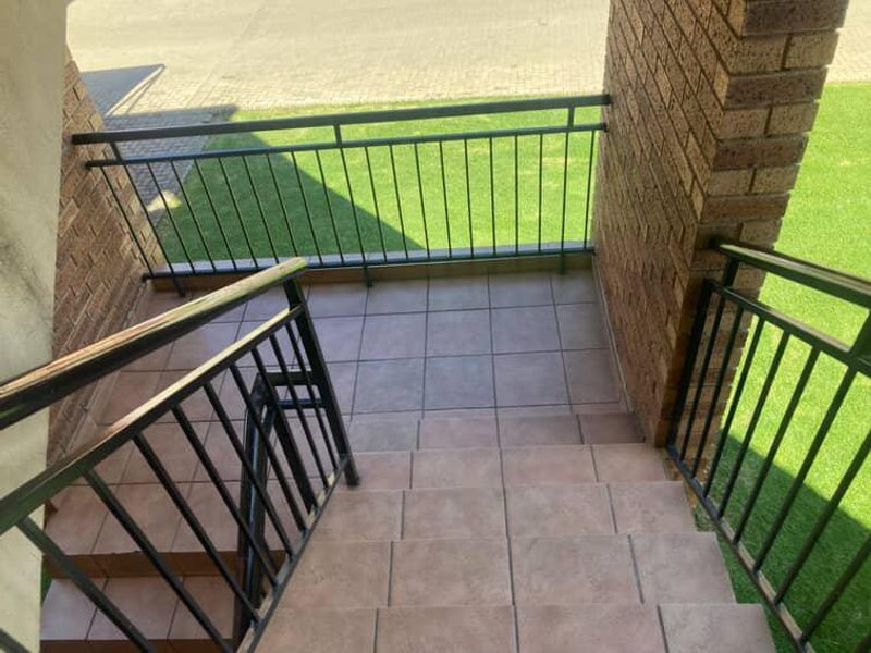 Apartment For Sale In Boksburg - Photo 3